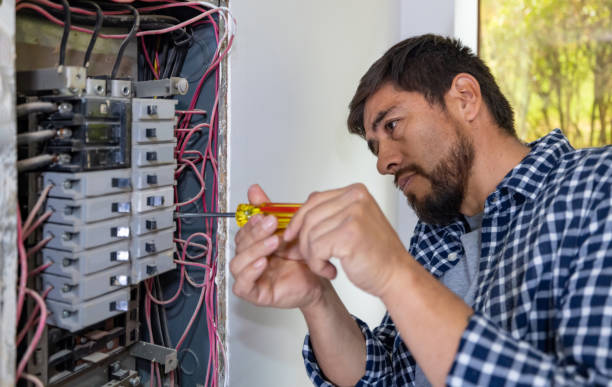 Best Circuit Breaker Repair  in Albertville, MN